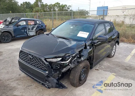 2025 Toyota Corolla Cross L z USA, uszkodzony, nr VIN 7MUAAAAG7SV149014